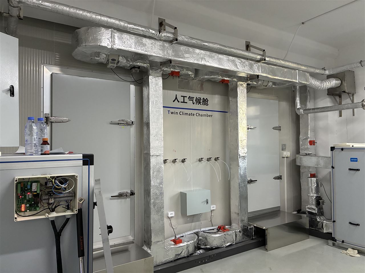 东南大学步入式人工气候室项目（30立方×2）