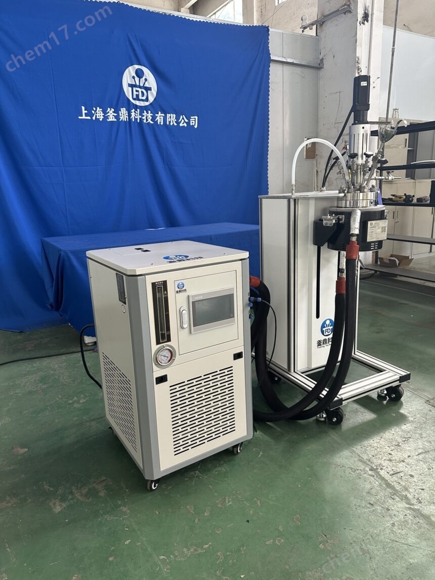 1L電動(dòng)升降反應(yīng)釜（油浴夾套加熱）