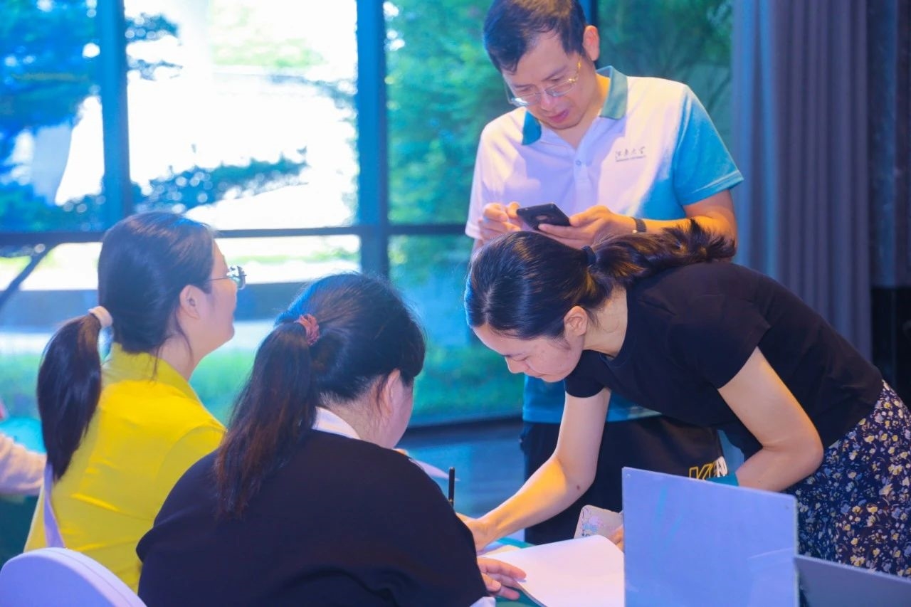 雷盾安全闪耀第六届全国生物安全实验室建设研讨会