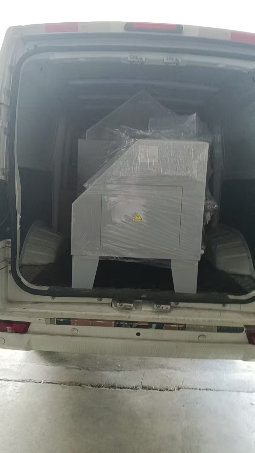 c09773ca7fc028f6a0ecf5220f19fb40.jpg 感謝老客戶對科迪的信任與支持,再次訂購的?KD-90鹽霧試驗箱今日將送貨